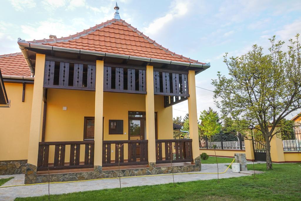 Villa Amfora Palić Esterno foto